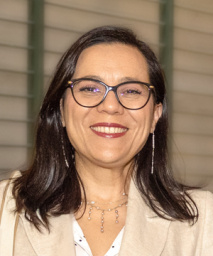 Paula Benavides
