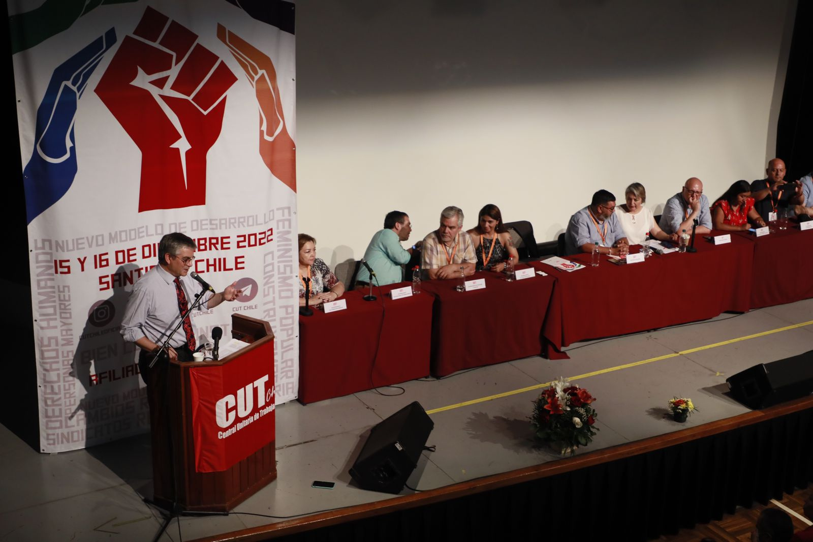 Ministros Jara y Marcel participan en cierre del Congreso Consultivo de la  CUT con llamado a continuar trabajo conjunto